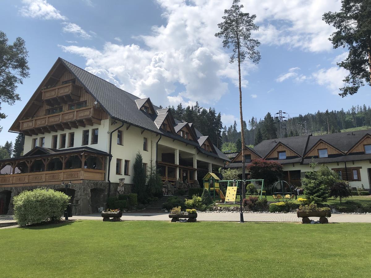 Slanicky Dvor Hotel Namestovo Exterior photo
